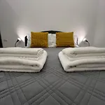 Citywise Vittorio - Independent Apartment Near Bari Central Station